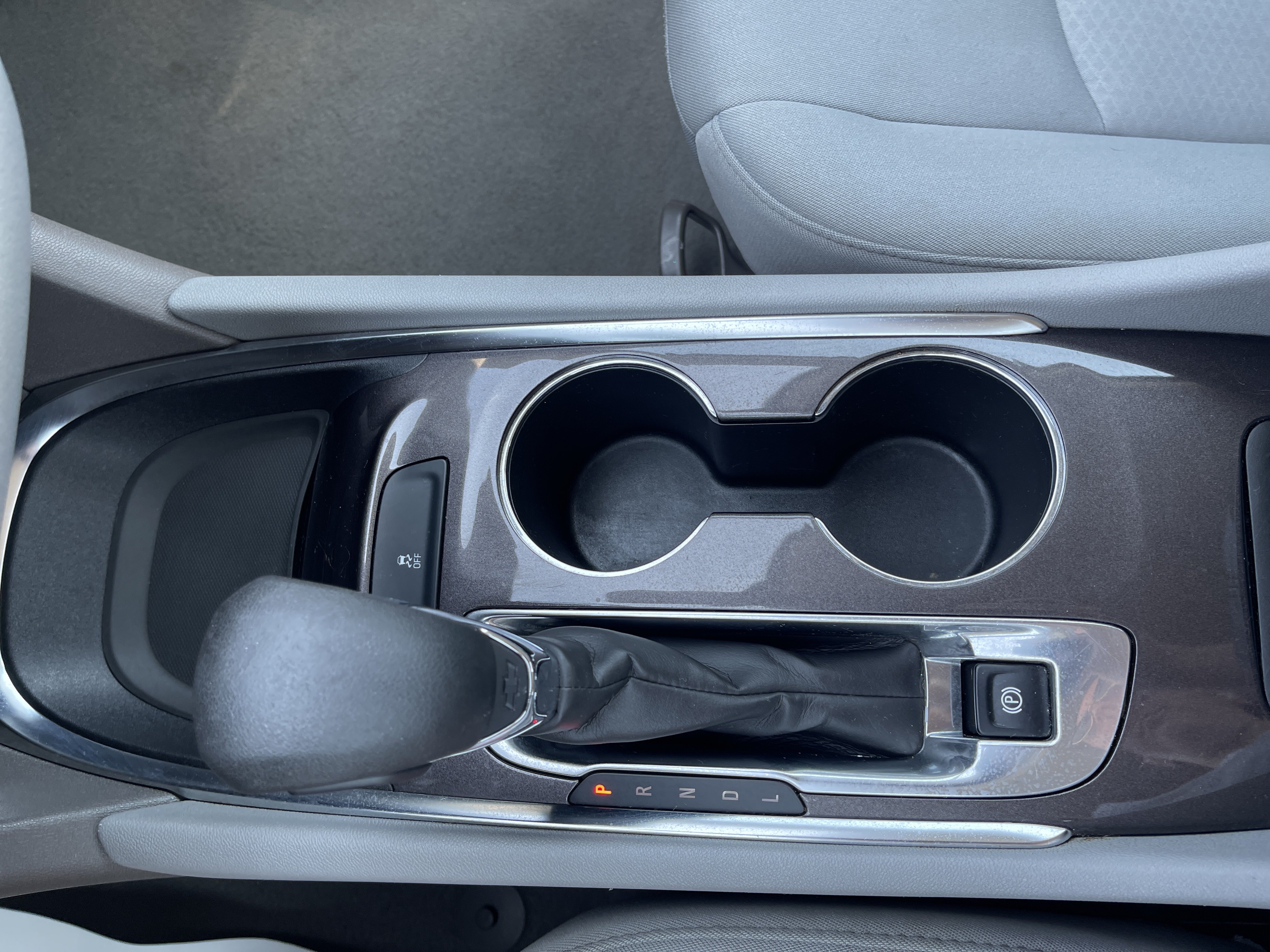 Used 2022 Chevrolet Malibu LT FWD image 35