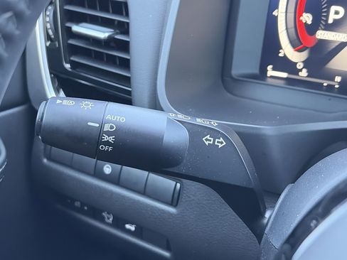 Certified 2024 Nissan Rogue SL w/ SL Premium Package image 22