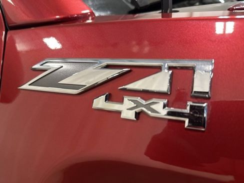 Used 2018 GMC Sierra 1500 SLE w/ SLE Preferred Package image 25