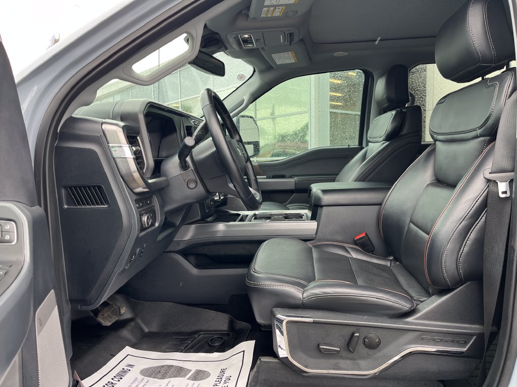 Used 2024 Ford F350 Lariat w/ Lariat Ultimate Package AWD/4WD image 17