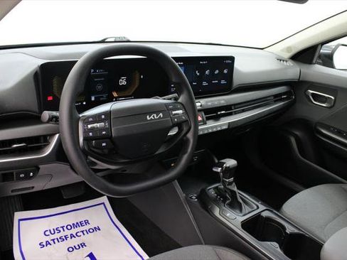 Used 2025 Kia K4 FWD image 15