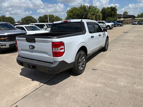 Used 2025 Ford Maverick XLT w/ XLT Luxury Package AWD/4WD image 4