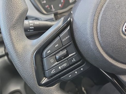 Certified 2025 Subaru Crosstrek 2.0i image 25