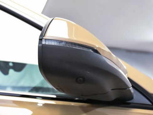 Used 2024 Audi Q8 Premium Plus w/ Premium Plus Package image 92