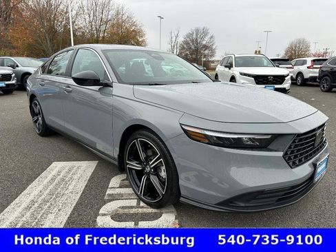 Used 2024 Honda Accord Sport image 8