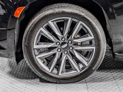 Used 2022 Cadillac Escalade ESV Sport Platinum AWD/4WD image 36