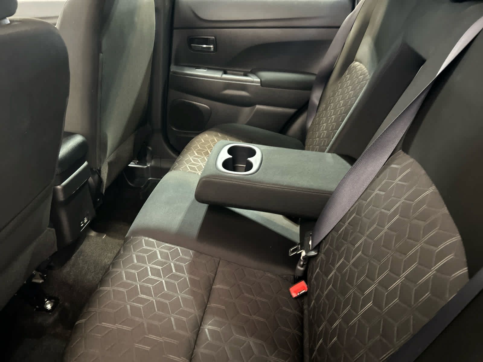 Used 2023 Mitsubishi Outlander Sport AWD image 10