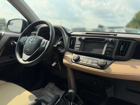Used 2016 Toyota RAV4 XLE w/ Protection Package AWD/4WD image 33
