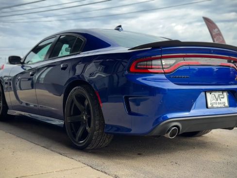 Used 2021 Dodge Charger Scat Pack w/ Driver Convenience Group RWD image 4