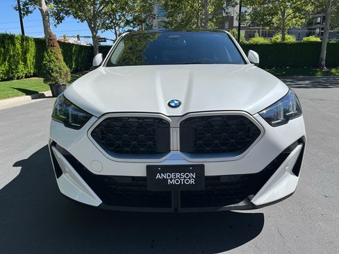 Used 2026 BMW X2 xDrive28i w/ Convenience Package AWD/4WD image 4