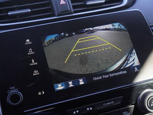 Used 2017 Honda CR-V EX image 16