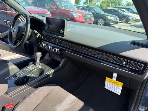 Used 2026 Honda Civic Sport image 32