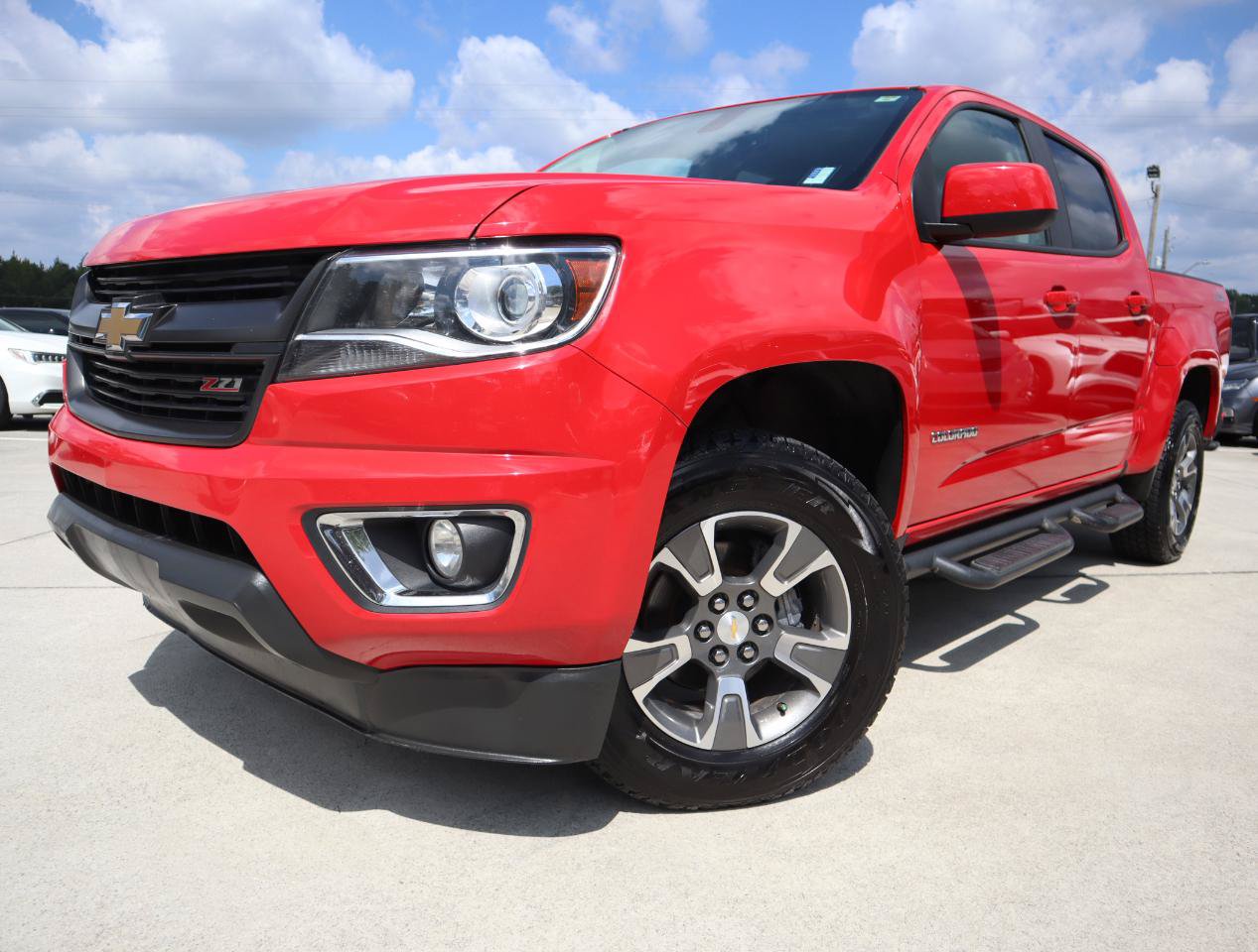 Used 2015 Chevrolet Colorado Z71 AWD/4WD image 2