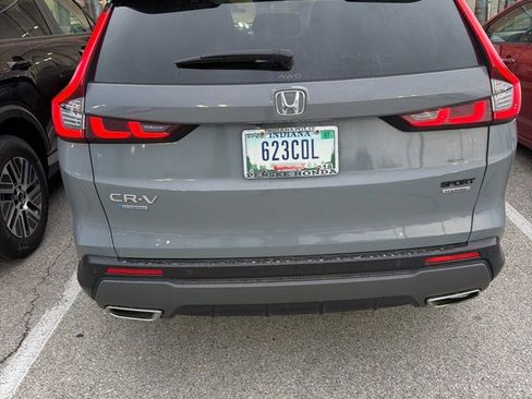 Used 2024 Honda CR-V Sport Touring image 11