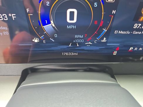Certified 2026 Chevrolet Traverse LT FWD image 30