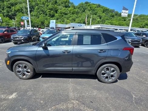Used 2024 Kia Seltos S AWD/4WD image 4