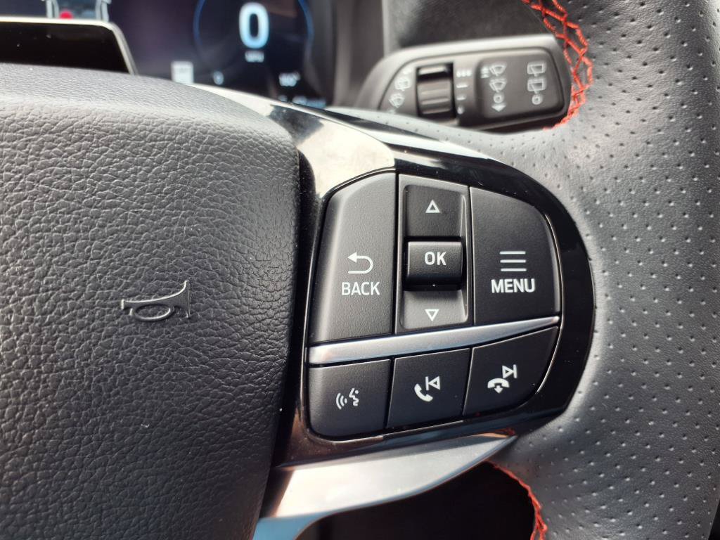 Used 2025 Ford Explorer ST-Line RWD image 14