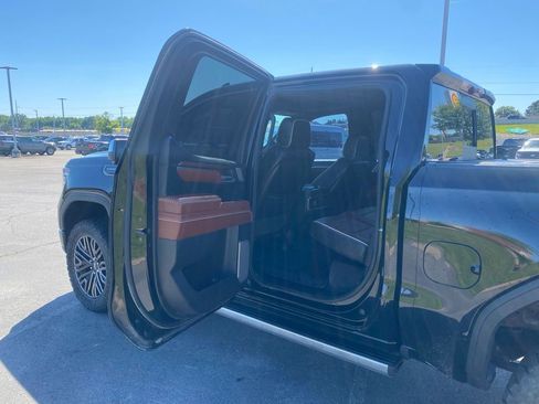 Used 2022 GMC Sierra 1500 Denali Ultimate AWD/4WD image 27