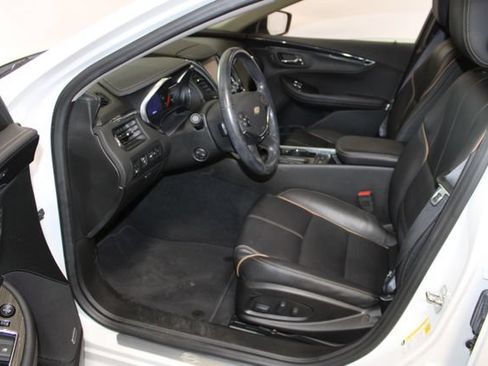 Used 2017 Chevrolet Impala Premier w/ Enhanced Convenience Package FWD image 6