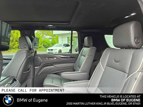 Used 2024 Cadillac Escalade ESV Sport w/ LPO, ONYX Package AWD/4WD image 20