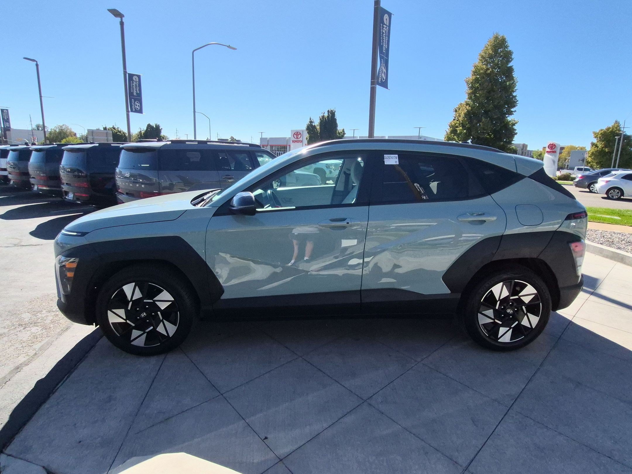 Used 2025 Hyundai Kona SEL FWD image 8