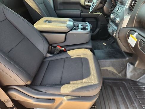 New 2024 GMC Sierra 2500 Pro w/ Convenience Package RWD image 26
