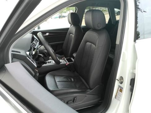 Used 2020 Audi Q5 2.0T Premium AWD/4WD image 16