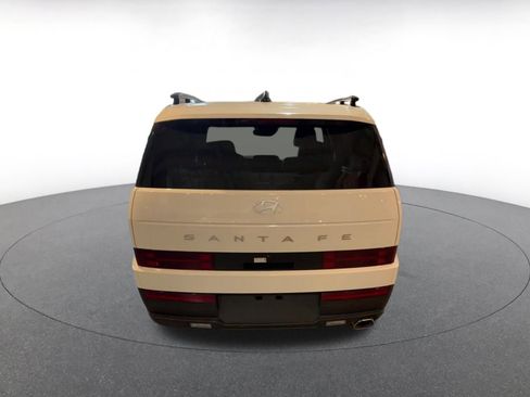 Used 2025 Hyundai Santa Fe SEL image 12