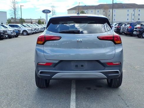 Used 2025 Buick Encore GX Preferred AWD/4WD image 6