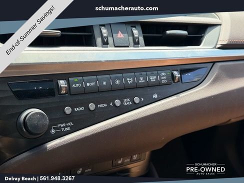 Used 2020 Lexus ES 350 w/ Premium Package FWD image 21