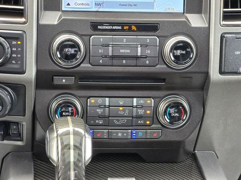 Used 2018 Ford F150 Raptor w/ Equipment Group 802A Luxury AWD/4WD image 19