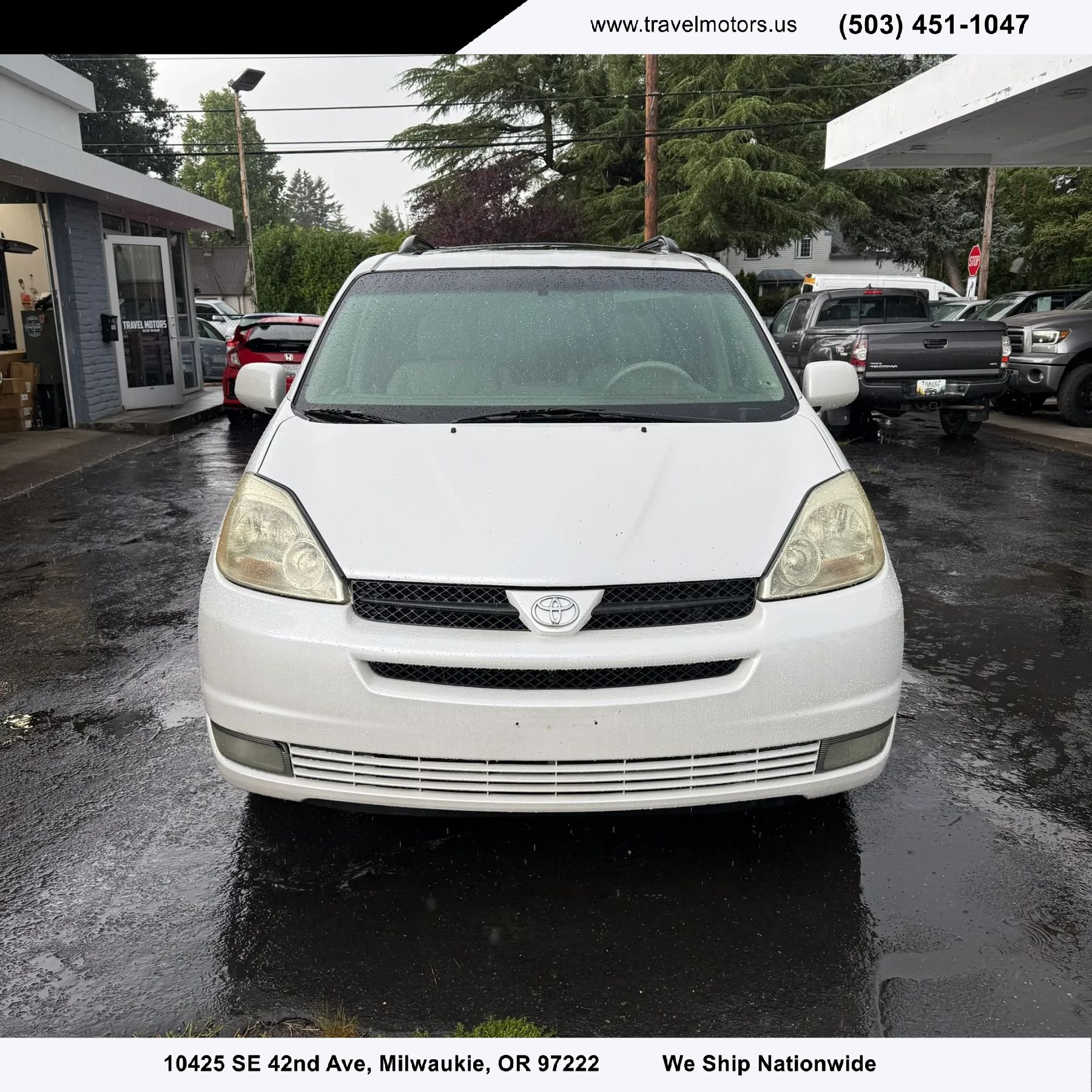 Used 2005 Toyota Sienna XLE w/ XLE Pkg 7 FWD image 2