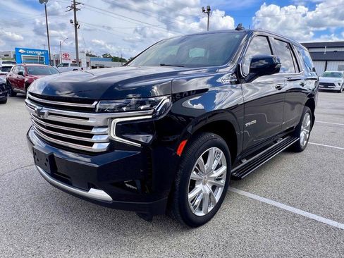 Used 2022 Chevrolet Tahoe High Country w/ Premium Package 2 image 9