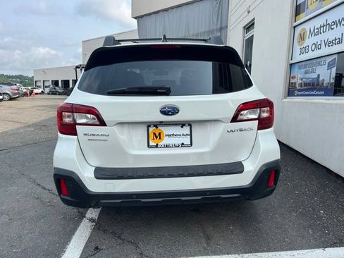 Used 2019 Subaru Outback 2.5i Limited AWD/4WD image 4