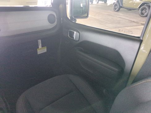 New 2026 Jeep Wrangler Sport S AWD/4WD image 19