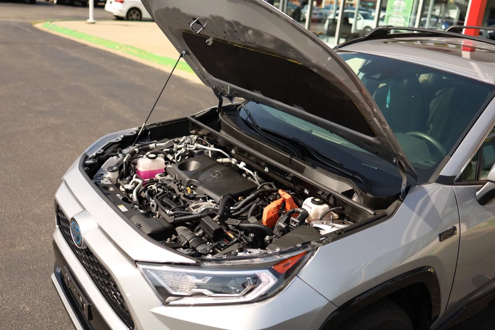 Used 2021 Toyota RAV4 SE w/ Weather & Moonroof Package AWD/4WD image 57