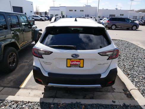 Used 2023 Subaru Outback Limited w/ Popular Package #2 image 4