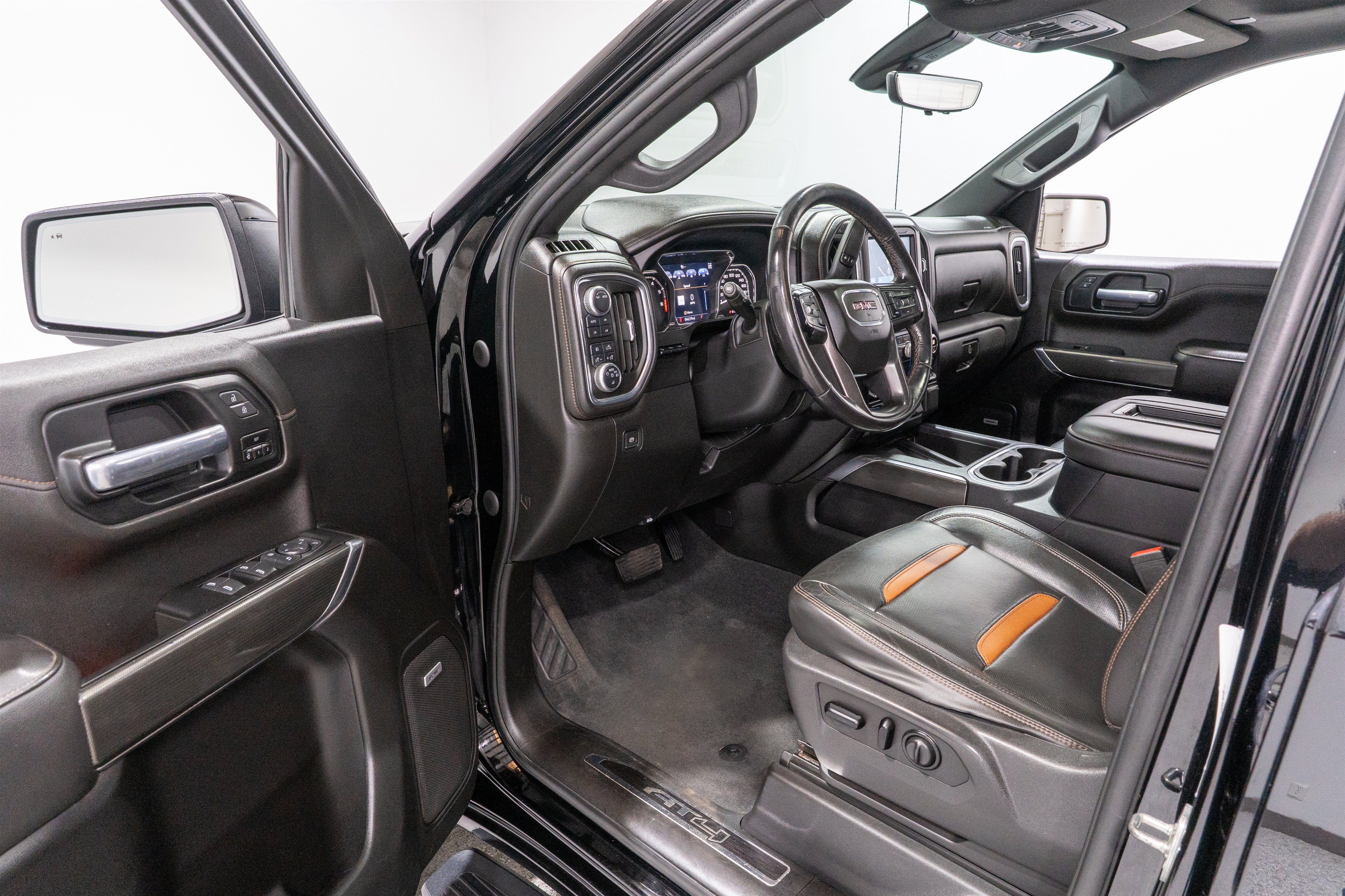 Used 2020 GMC Sierra 1500 AT4 w/ AT4 Premium Package AWD/4WD image 13