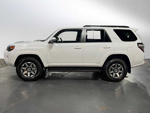 Used 2024 Toyota 4Runner TRD Off-Road Premium w/ Moonroof Package image 6