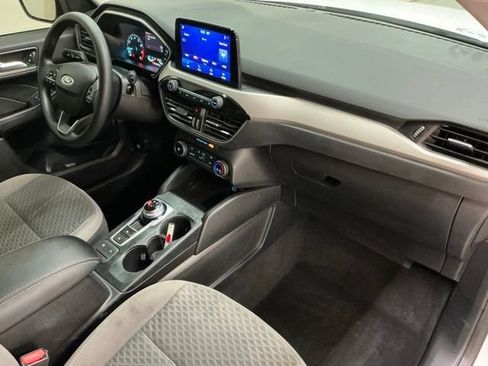 Used 2021 Ford Escape SE FWD image 19