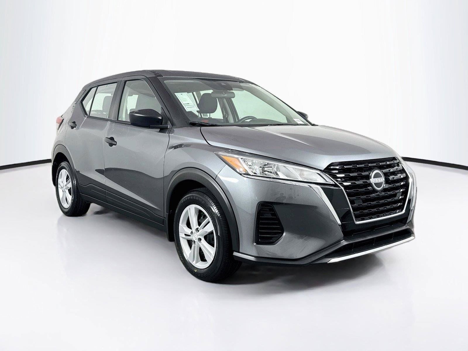 Used 2024 Nissan Kicks S FWD image 8