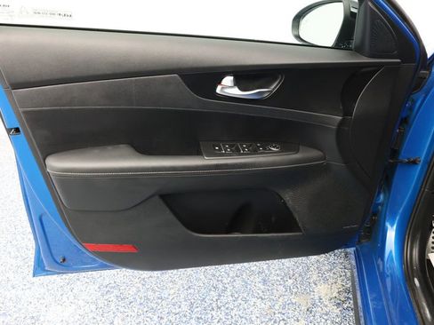 Used 2023 Kia Forte GT-Line w/ GT-Line Premium Package image 8