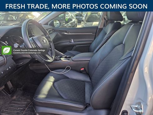 Used 2022 Toyota Camry XSE FWD image 11