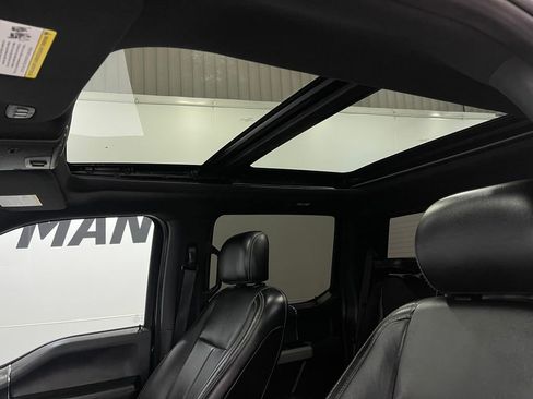 Used 2019 Ford F150 Lariat image 12