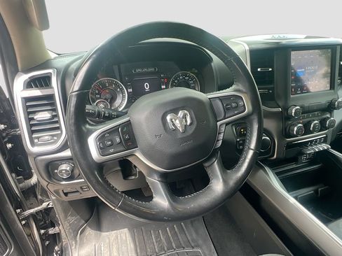 Used 2020 RAM 1500 Big Horn AWD/4WD image 11