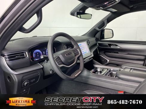 New 2026 Jeep Grand Wagoneer 4WD image 11