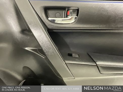 Used 2019 Toyota Corolla SE image 17