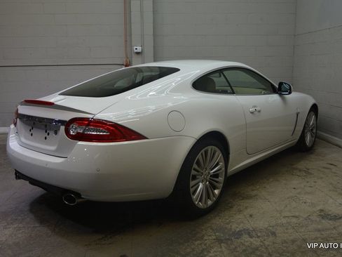 Used 2011 Jaguar XK Coupe RWD image 24
