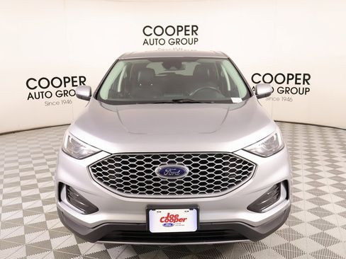 Used 2024 Ford Edge SEL image 9