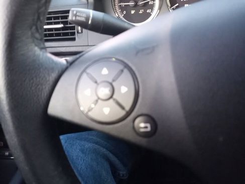 Used 2010 Mercedes-Benz C 300 C 300 image 21